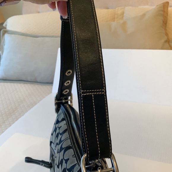 COACH Black/Gray Signature Monogram Canvas & Leather Shoulder Bag - Picture 14 of 16